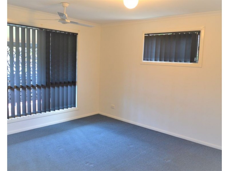 2/44 Balyarta Street, Mooloolaba QLD 4557