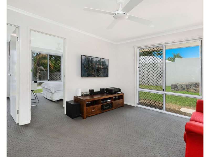 19 Crows Ash Place, Kuluin QLD 4558