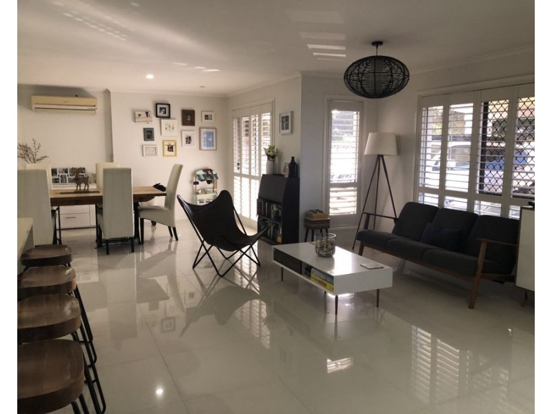 55 Sunbird Chase, Parrearra QLD 4575