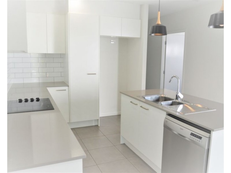 92 Tranquility Way, Palmview QLD 4553