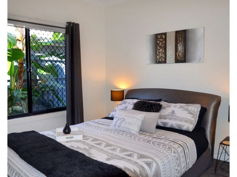 10 Jersey Place, Parrearra QLD 4575