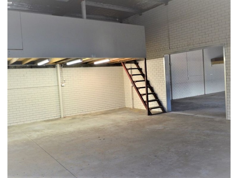 9 Commerce Ave, Warana QLD 4575