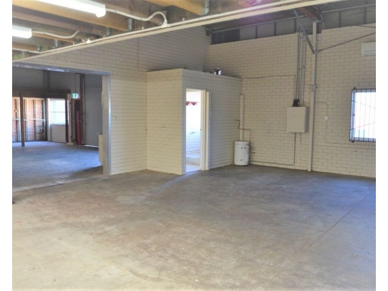 9 Commerce Ave, Warana QLD 4575