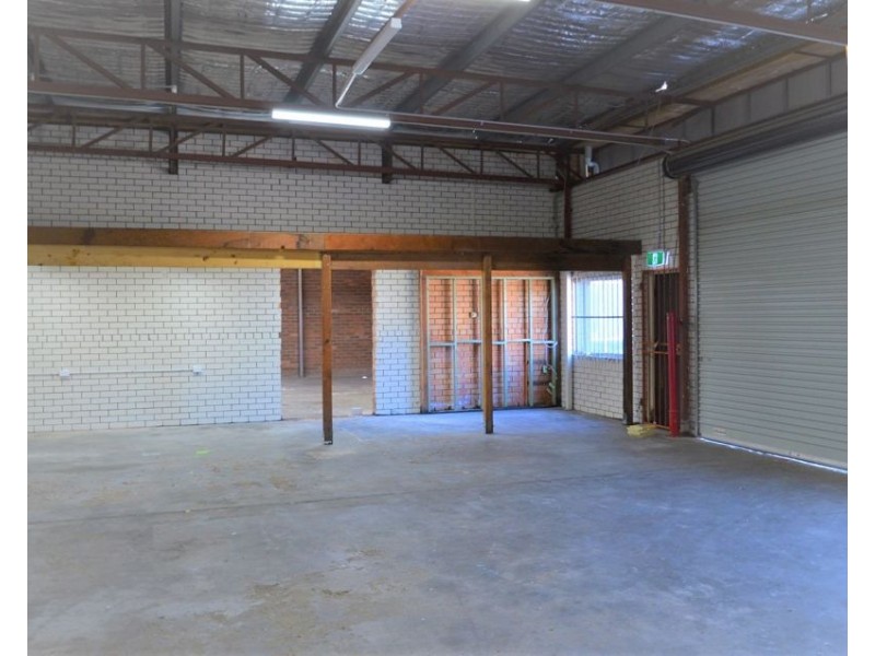 9 Commerce Ave, Warana QLD 4575