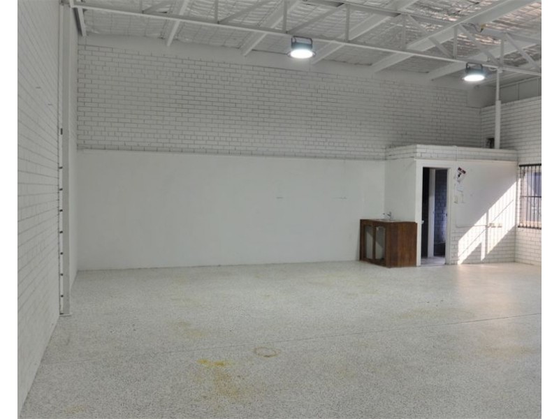 9 Commerce Ave, Warana QLD 4575