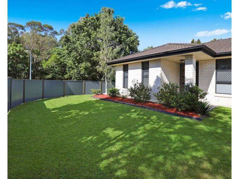 4 Macadam Court, Palmview QLD 4553