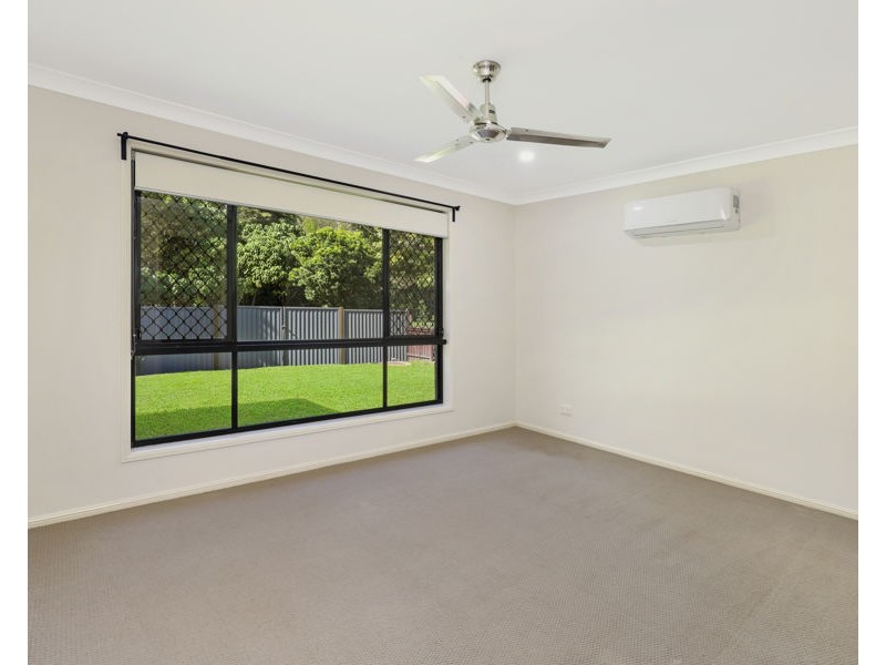 4 Macadam Court, Palmview QLD 4553