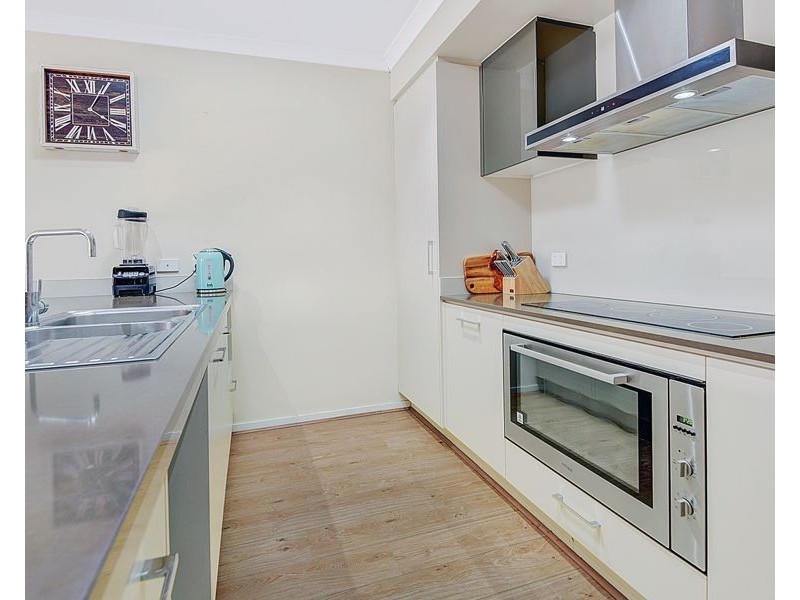 16 Coral Cres, Caloundra West QLD 4551