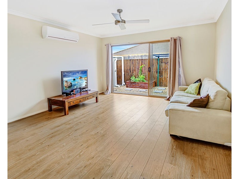 16 Coral Cres, Caloundra West QLD 4551