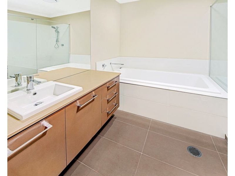 16 Coral Cres, Caloundra West QLD 4551