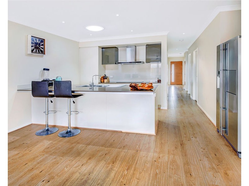 16 Coral Cres, Caloundra West QLD 4551