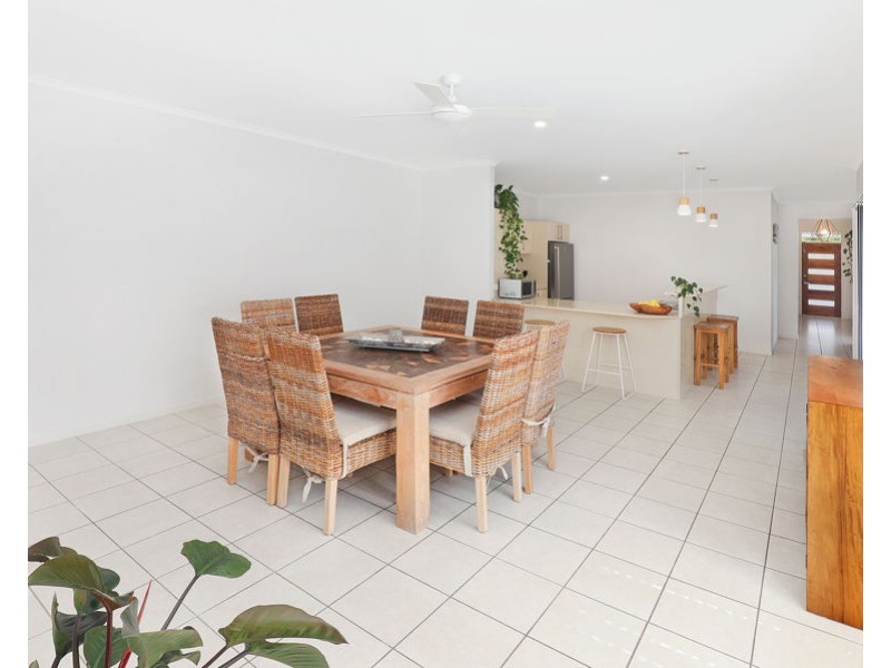 2 Sumatra Ct, Parrearra QLD 4575
