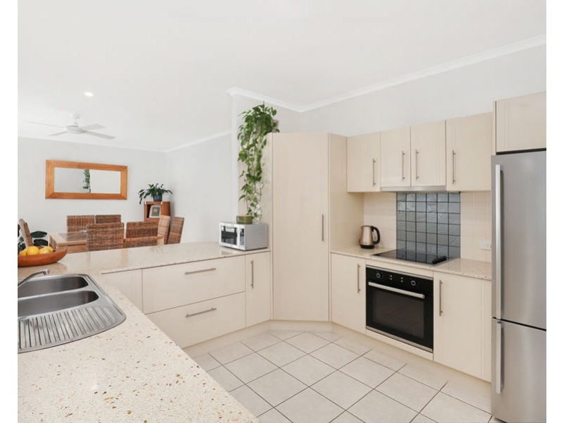 2 Sumatra Ct, Parrearra QLD 4575