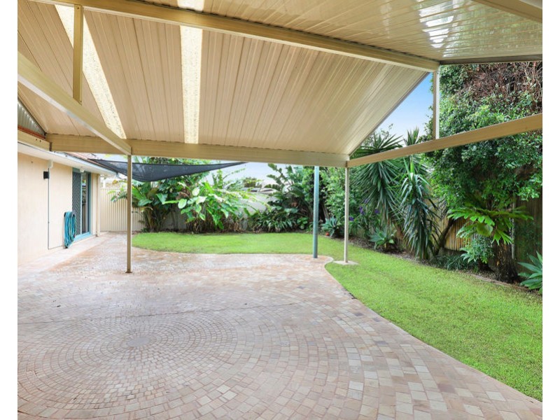 178 Oceanic Drive, Warana QLD 4575