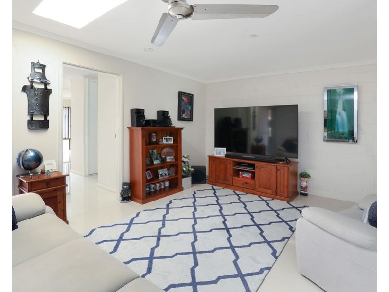 28/2 Longwood street, Minyama QLD 4575