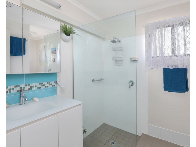 28/2 Longwood street, Minyama QLD 4575