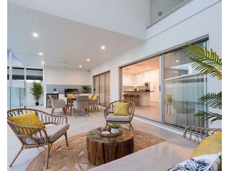 18 Riptide Street, Bokarina QLD 4575