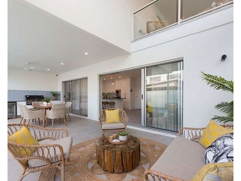 18 Riptide Street, Bokarina QLD 4575