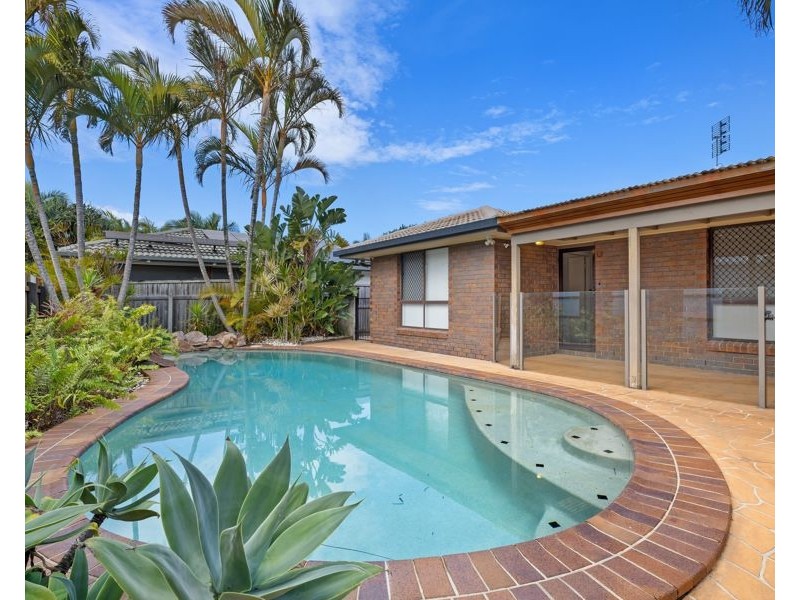 13 Chelsea Cres, Minyama QLD 4575