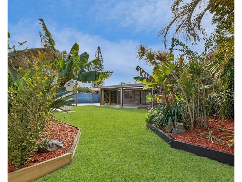 13 Chelsea Cres, Minyama QLD 4575