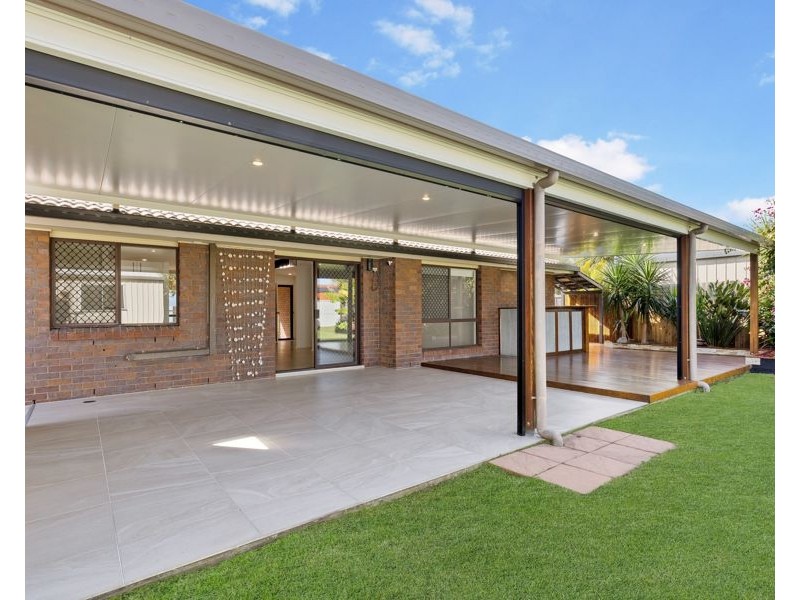 13 Chelsea Cres, Minyama QLD 4575