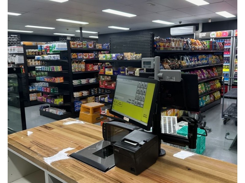 1/1 Kensington Drv., Minyama QLD 4575
