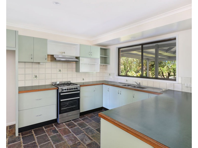 74 Kings Road, Glass House Mountains QLD 4518