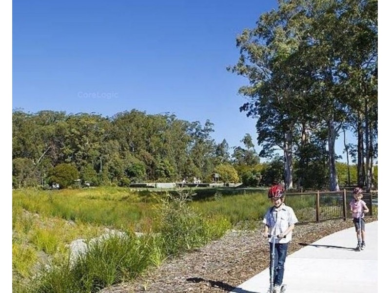 1 39 Haslewood Cres, Meridan Plains QLD 4551