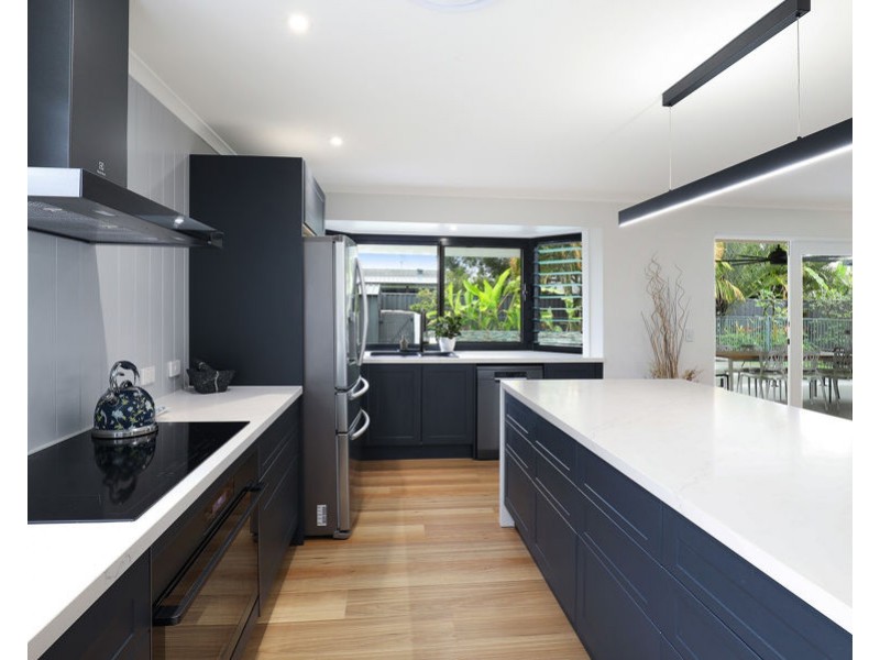 14 Richmond Place, Minyama QLD 4575