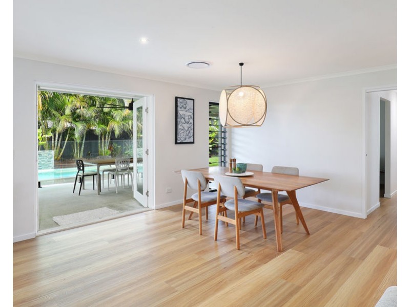 14 Richmond Place, Minyama QLD 4575