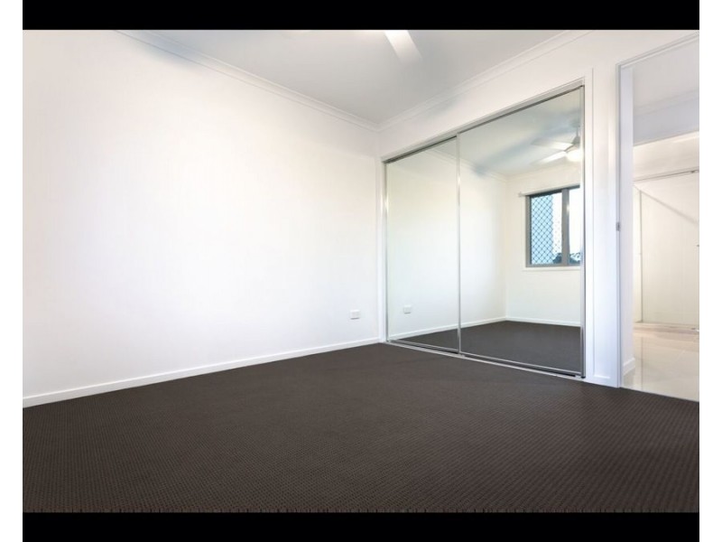 2/13 Tree View Cres, Little Mountain QLD 4551
