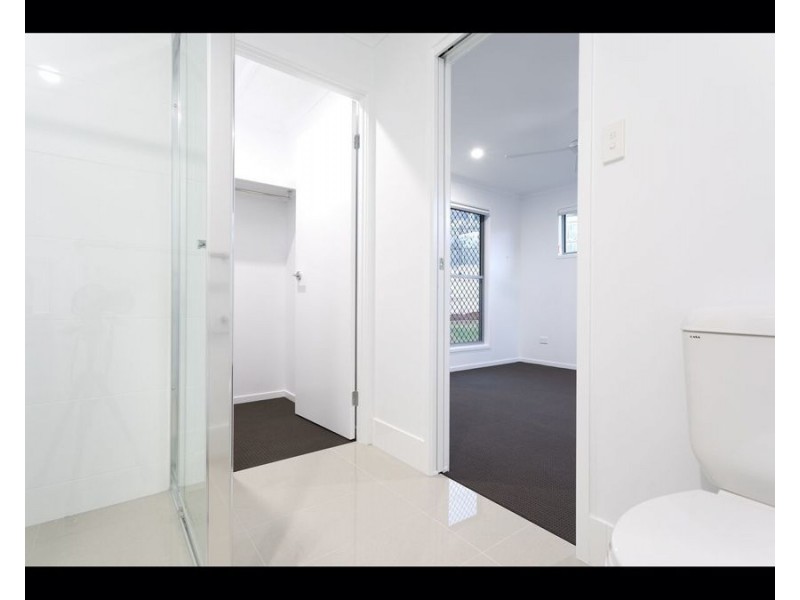 2/13 Tree View Cres, Little Mountain QLD 4551
