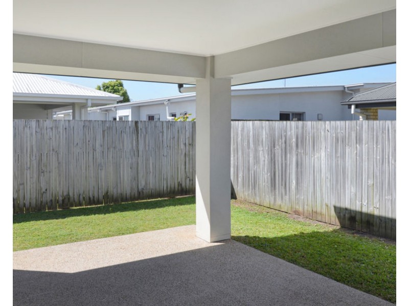 2/39 Haslewood Cres, Meridan Plains QLD 4551