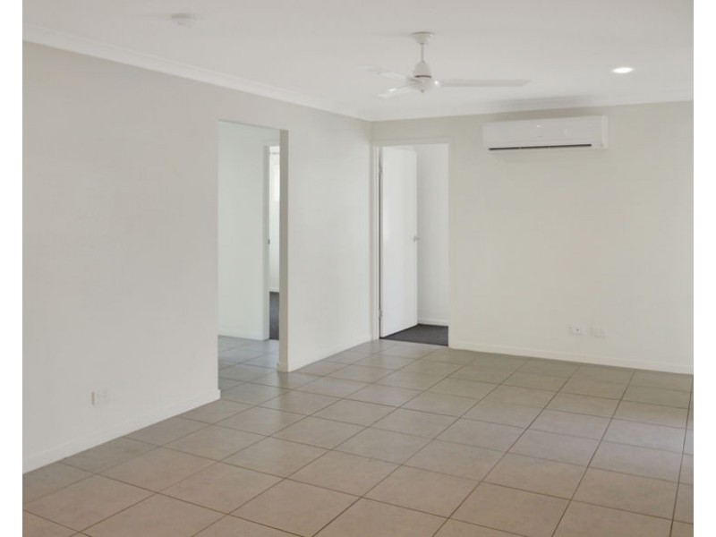 2/39 Haslewood Cres, Meridan Plains QLD 4551