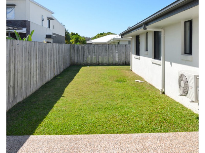 2/39 Haslewood Cres, Meridan Plains QLD 4551