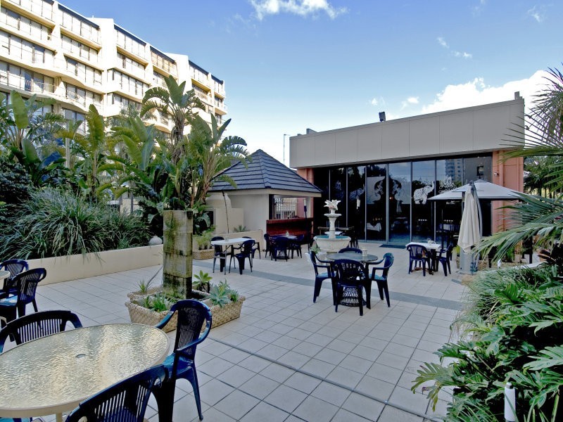 308/42 Surf Pde, Broadbeach QLD 4218