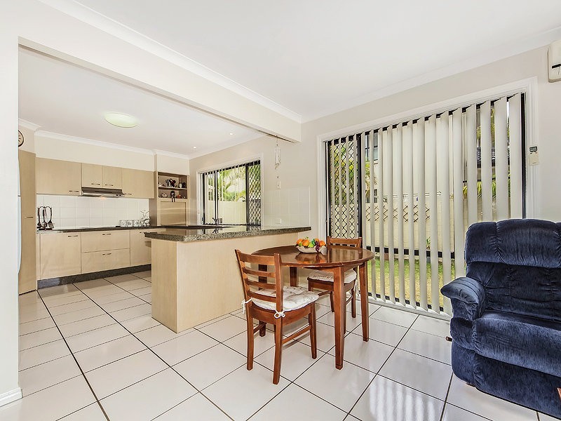 19 Rebholz Dr, Benowa QLD 4217