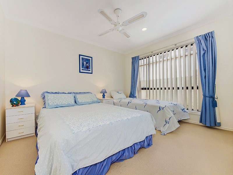 19 Rebholz Dr, Benowa QLD 4217