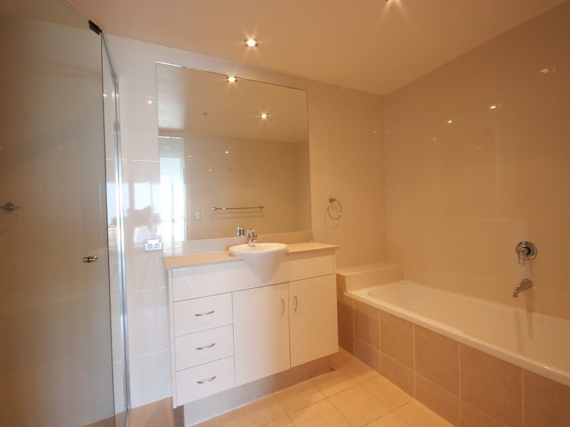 1 Como, Southport QLD 4215