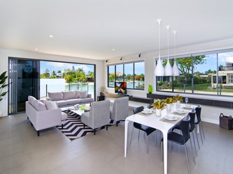 14 Palmetto, Broadbeach Waters QLD 4218