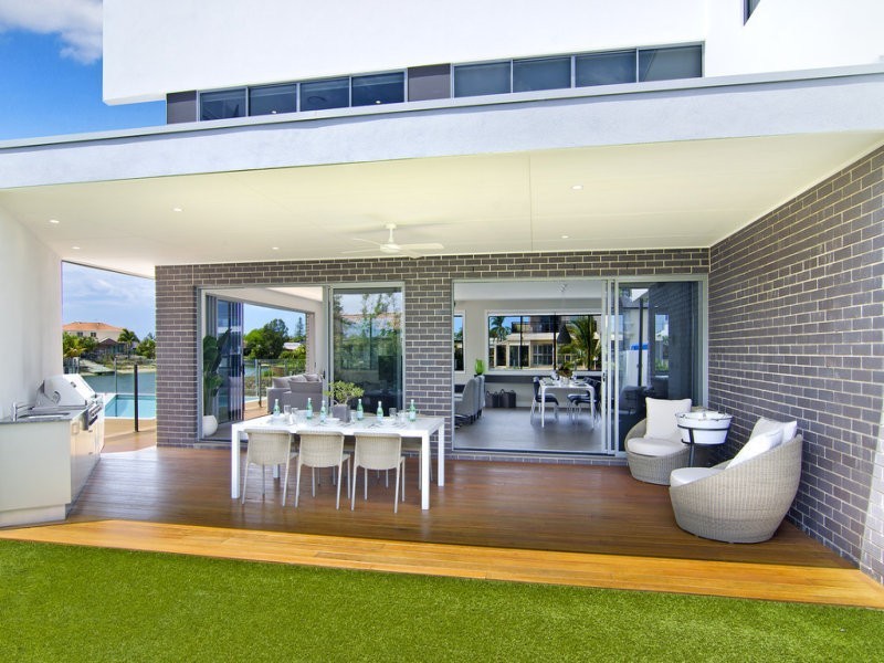 14 Palmetto, Broadbeach Waters QLD 4218