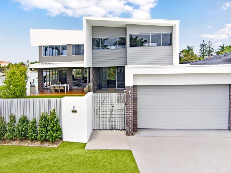 14 Palmetto, Broadbeach Waters QLD 4218