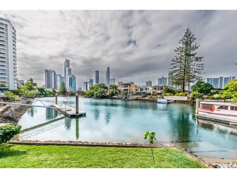 5 Mallana Street, Surfers Paradise QLD 4217
