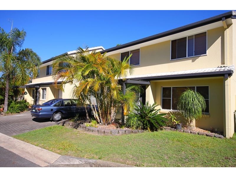 279 Cotlew Street West, Ashmore QLD 4214