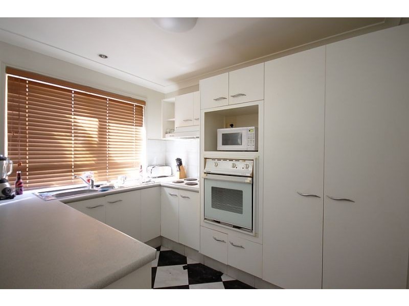 279 Cotlew Street West, Ashmore QLD 4214