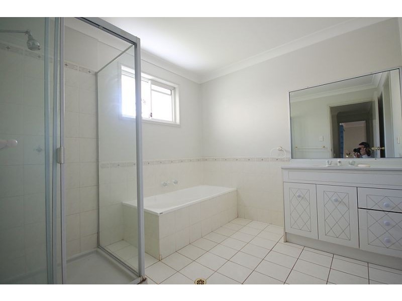 279 Cotlew Street West, Ashmore QLD 4214