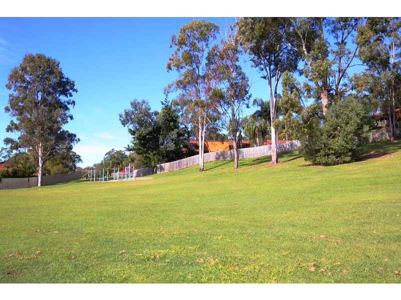 279 Cotlew Street West, Ashmore QLD 4214