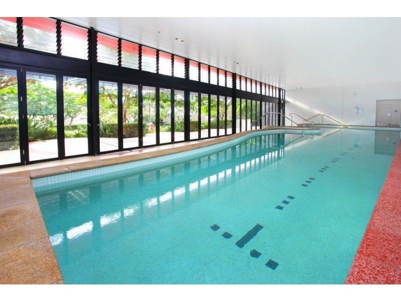 9 Lawson, Southport QLD 4215