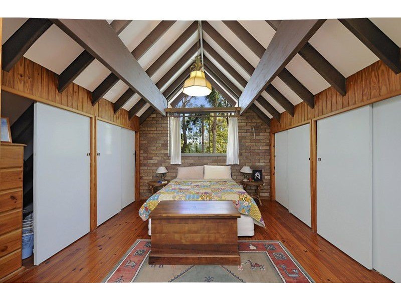 17 Warrawee Av, Ashmore QLD 4214