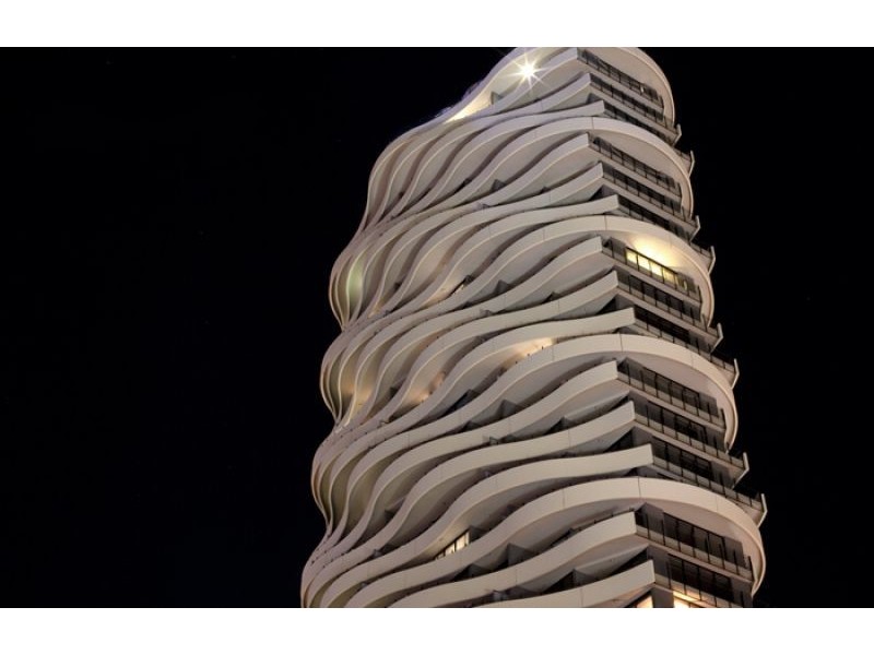 89 Surf Parade, Broadbeach QLD 4218